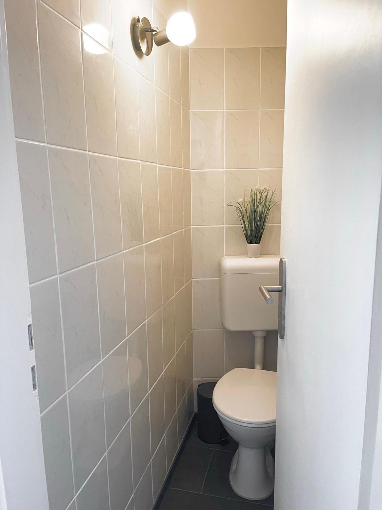 City Apartment, Ferienwohnung 3 Zkdb, Balkon, Dachgeschoss, Naehe Duesseldorf 克雷费尔德 外观 照片